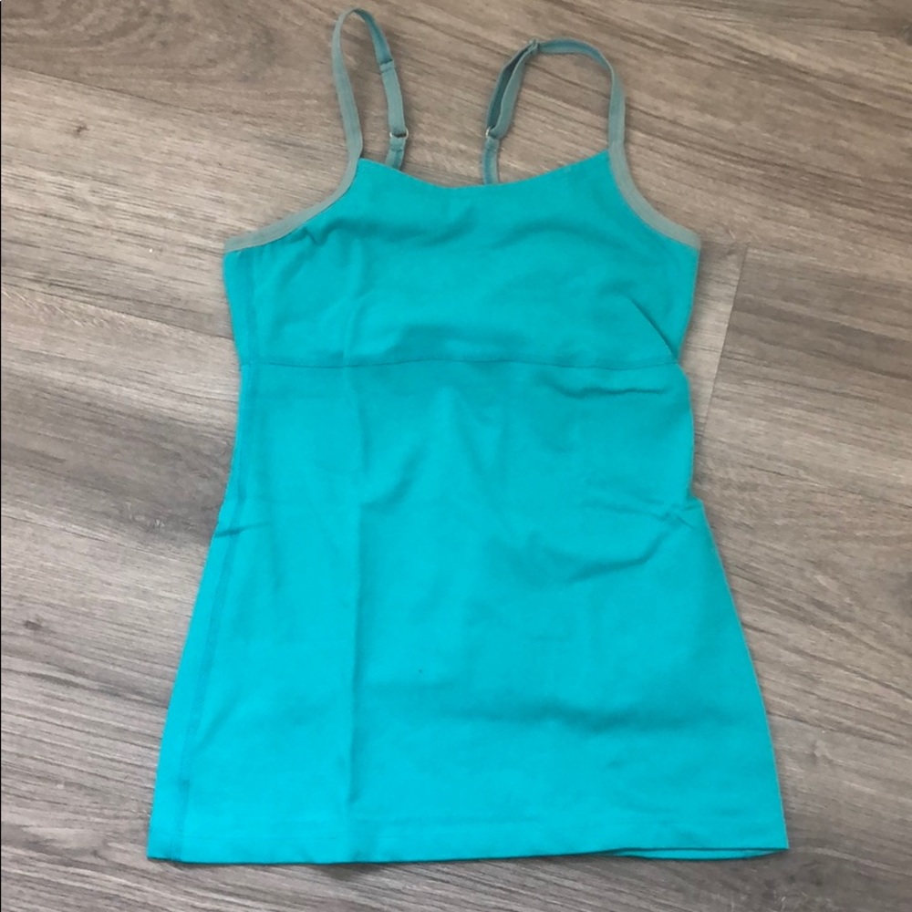 BEYOND YOGA TOP